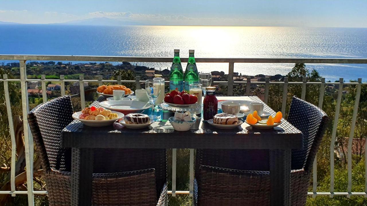 Naturamare Apartments - Piscina Idromassaggio Con Vista Mare Aperta Fino Alle Ore 22-00 Capo Vaticano Exterior foto