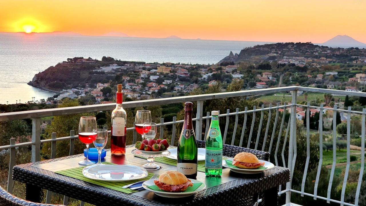 Naturamare Apartments - Piscina Idromassaggio Con Vista Mare Aperta Fino Alle Ore 22-00 Capo Vaticano Exterior foto